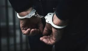 నరసరావుపేటలో క్రికెట్ బుకీలు అరెస్టు..!