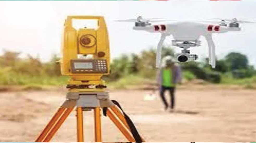 రీ-సర్వే తప్పులపై తహశీల్దార్ కార్యాలయం వద్ద రైతుల ధర్నా