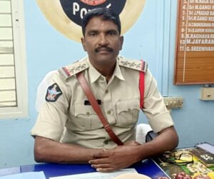 మైనర్లు వాహనాలు నడిపితే తల్లిదండ్రులపై కేసు