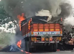 కురబలకోట మండలంలో లారీ అగ్నిప్రమాదం