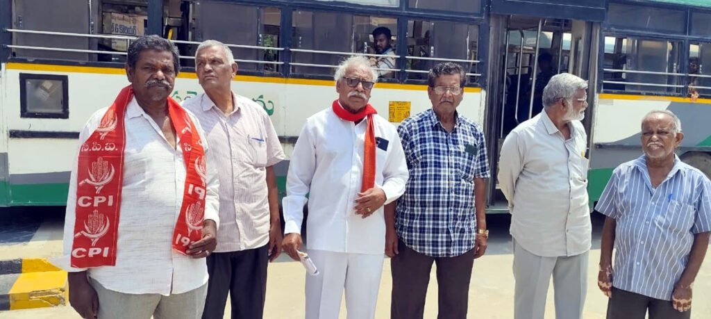 ఆర్టీసి ప్రైవేటికరణను అడ్డుకుంటాం