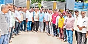 శ్రీ సత్యసాయి తాగునీటి పథకం కార్మికుల సమ్మె విరమణ.