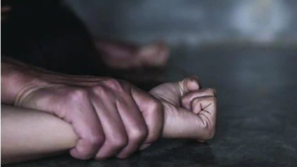 తిరుపతిలో దారుణం బాలికపై బాబాయ్ అత్యాచారం.