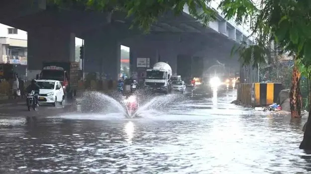 పలు ప్రాంతాల్లో వర్షం..!