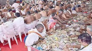 ఇంద్రకీలాద్రి కనకదుర్గమ్మ అమ్మవారికి రికార్డు స్థాయిలో ఆదాయం