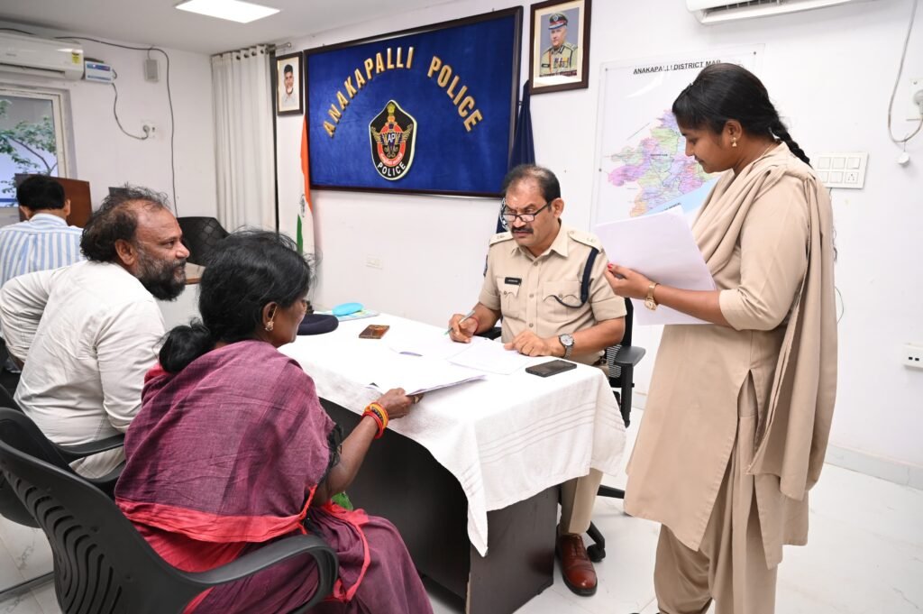 ప్రజా సమస్యల పరిష్కారమే ప్రథమ ప్రాధాన్యత