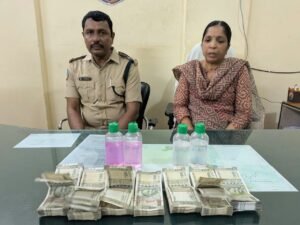 రూ.3.50 లక్షలు లంచం తీసుకుంటూ ఏసీబీకి చిక్కిన అటవీ శాఖ అధికారులు