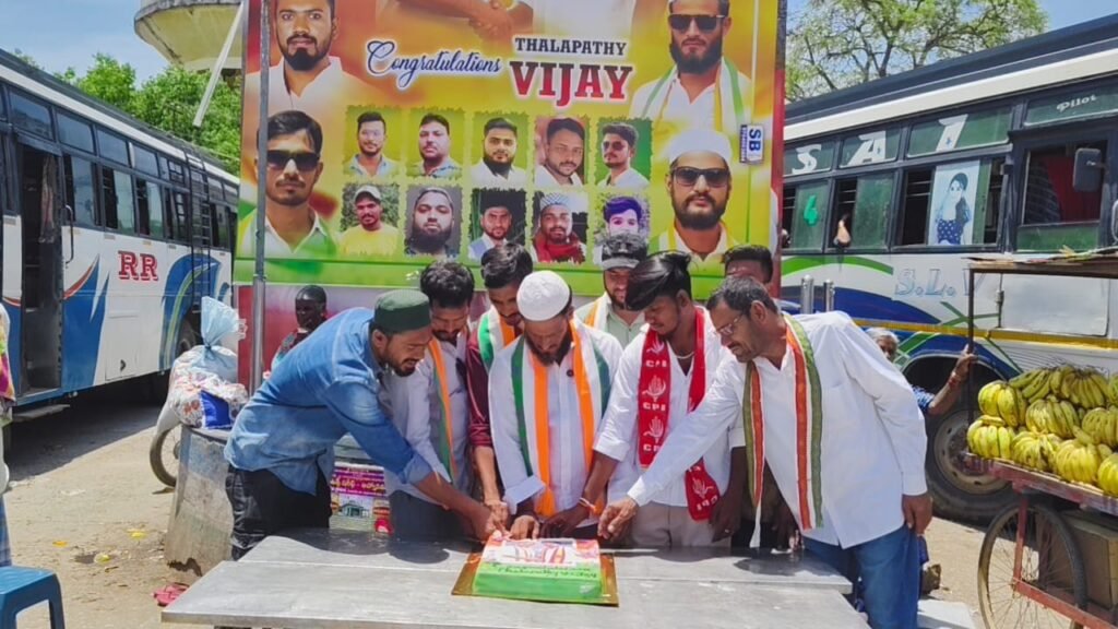 సీఎంగావిజయ్‌…పుంగనూరులో సంబరాలు