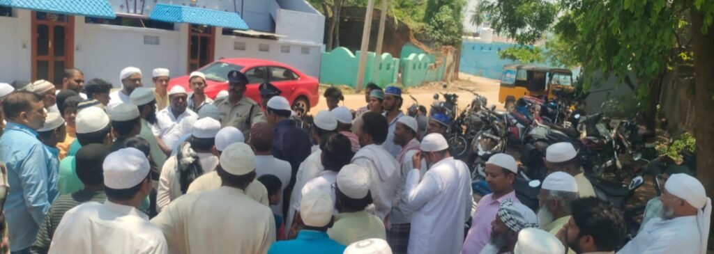 అప్పయ్యరాజుపేటలో ముస్లిం సోదరులతో సమావేశం