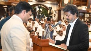 తమిళనాడు అసెంబ్లీ స్పీకర్‌గా టీవీకే పార్టీ ఎమ్మెల్యే జేసీడీ ప్రభాకర్ ఎన్నిక..!
