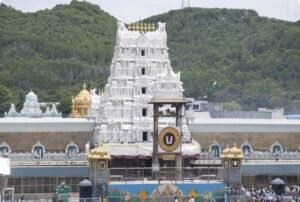 తిరుమల శ్రీవారిని దర్శించుకున్న వారు