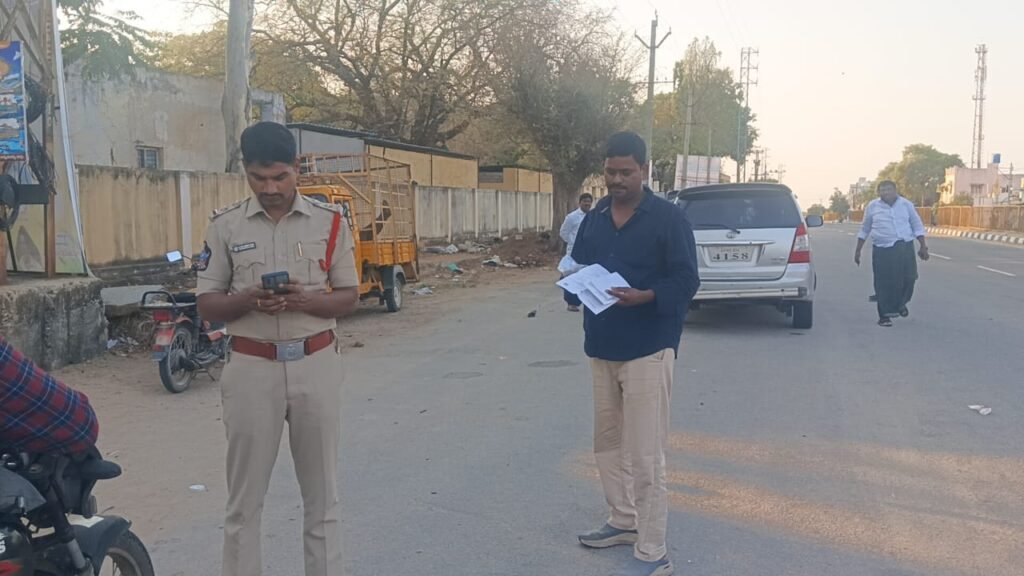 వాహనదారులకు సంబెపల్లి ఎస్సై రవికుమార్ హెచ్చరిక