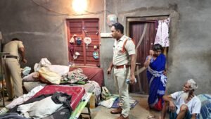 అర్ధరాత్రి వ్యూహం.. తెల్లవారుజామున మెరుపు దాడి!