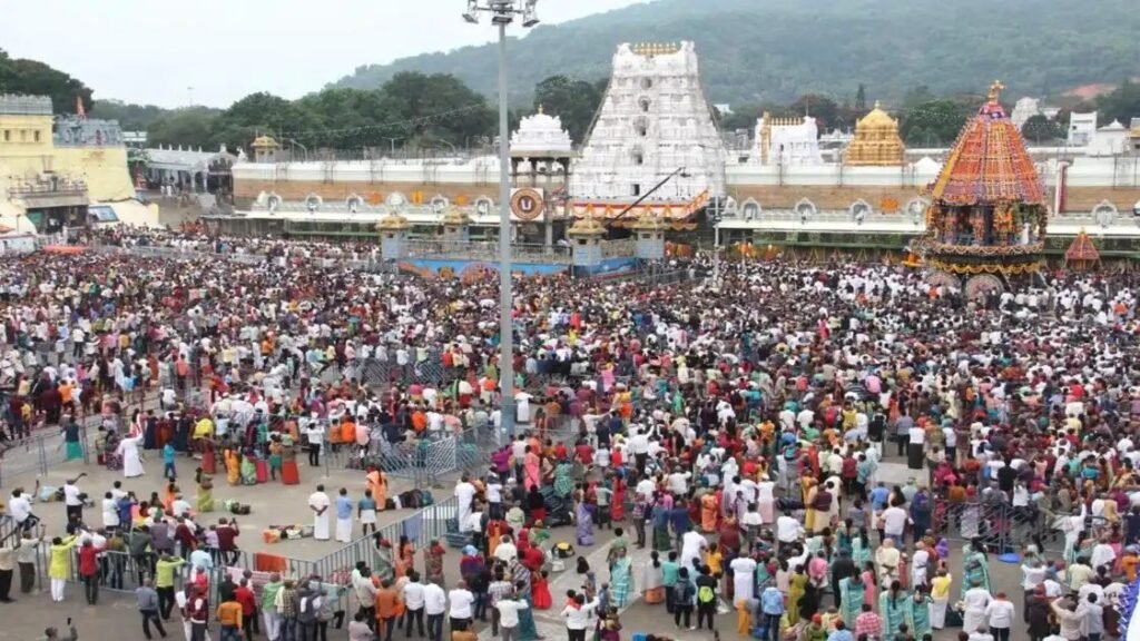 భక్తులు క్యూలైన్‌లోకి రావొద్దు.. టీటీడీ అలర్ట్, ఎప్పటివరకంటే!