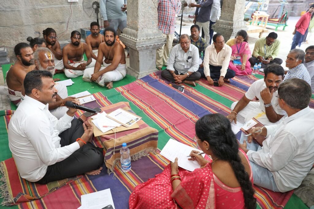 నారాయణవనం బ్రహ్మోత్సవాల విజయానికి సమన్వయంతో పనిచేయాలి