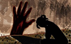 విలేకరి + ఆటో డ్రైవర్ = మహిళపై అఘాయిత్యం