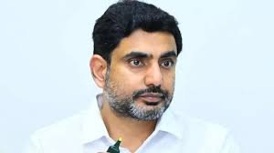 ఇంద్రకీలాద్రి కనకదుర్గమ్మ అమ్మవారి సేవలో మంత్రి నారా లోకేష్..!