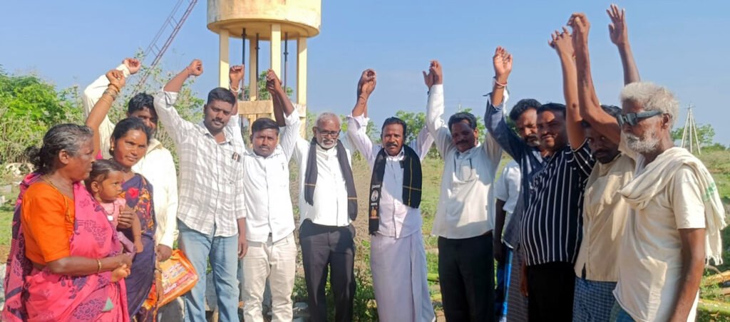 ఎంఆర్‌పిఎస్‌ జెండాలు ఆవిష్కరణ