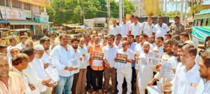 వైఎస్సార్‌సిపి నాయకులు , కార్యకర్తలపై అక్రమ కేసులు