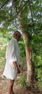 ఉరివేసుకుని వ్యక్తి మృతి