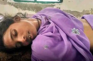 ద్విచక్రవాహనం నుంచి పడి మహిళ మృతి
