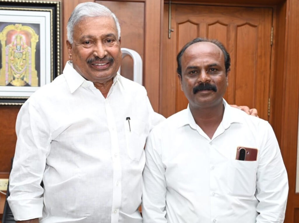 బీసీ ఓట్లు తొలగించకుండ జాగ్రత్తలు తీసుకోండి