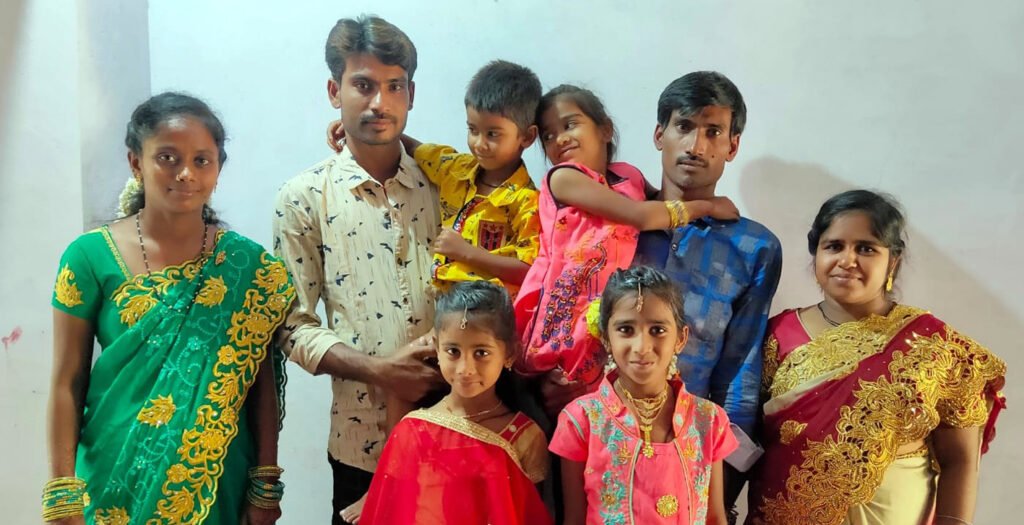 అక్క, తమ్ముడు మృతి- అన్నదమ్ముల ఇంట విషాదం