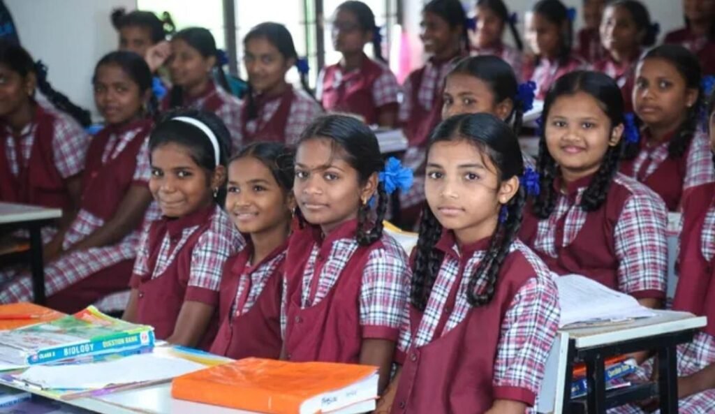 ఏపీలోని కేజీబీవీ టీచింగ్ పోస్టుల భర్తీకి దరఖాస్తు గడువు పొడిగింపు