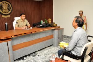 ఫిర్యాదు వెనుక ఒక బాధ ఉంటుంది