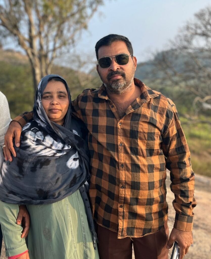రోడ్డు ప్రమాదంలో దంపతులు దుర్మరణం