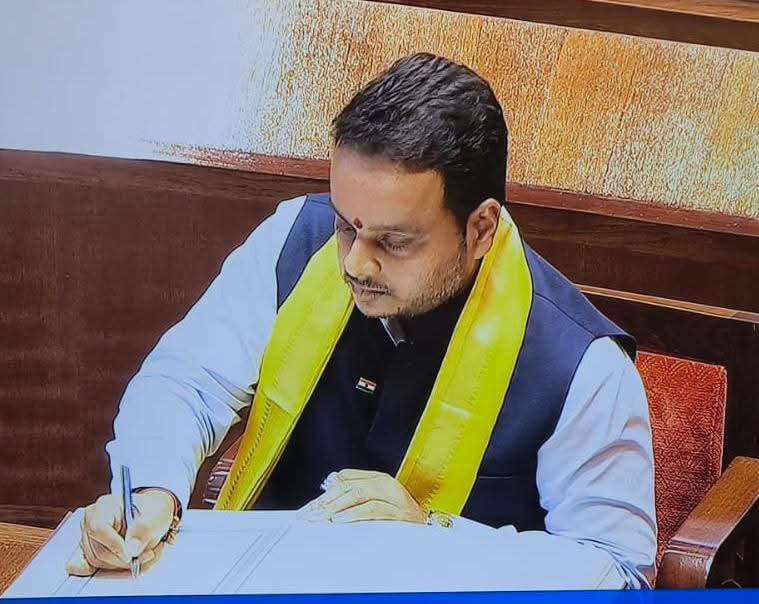రాజ్యసభ సభ్యుడిగా చింతకాయల విజయ్ ప్రమాణ స్వీకారం