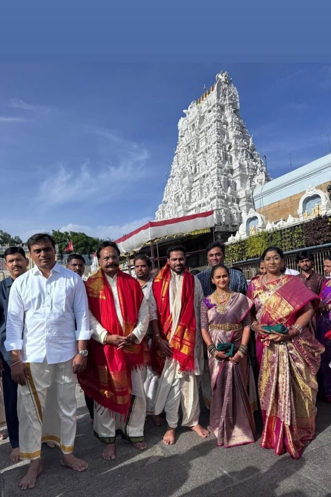 తిరుమల శ్రీవారిని దర్శించుకున్నపెద్దిరెడ్డి మిథున్ రెడ్డి