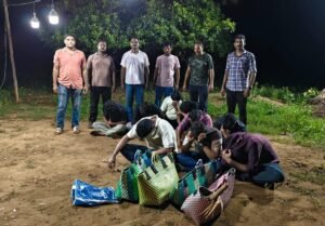 రాంబిల్లి పరిధిలో కోడిపందాల స్థావరంపై పోలీసుల దాడి