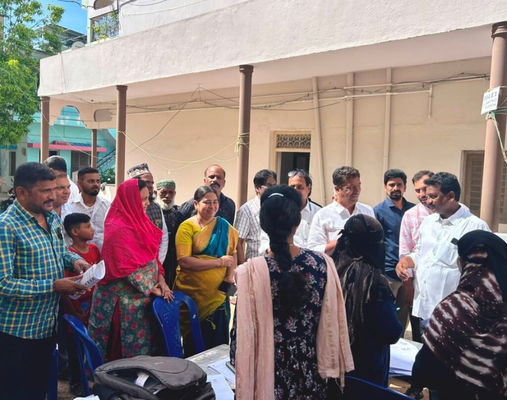 ఫారాలను తిరిగి ఇవ్వండి-నిసార్ అహ్మద్