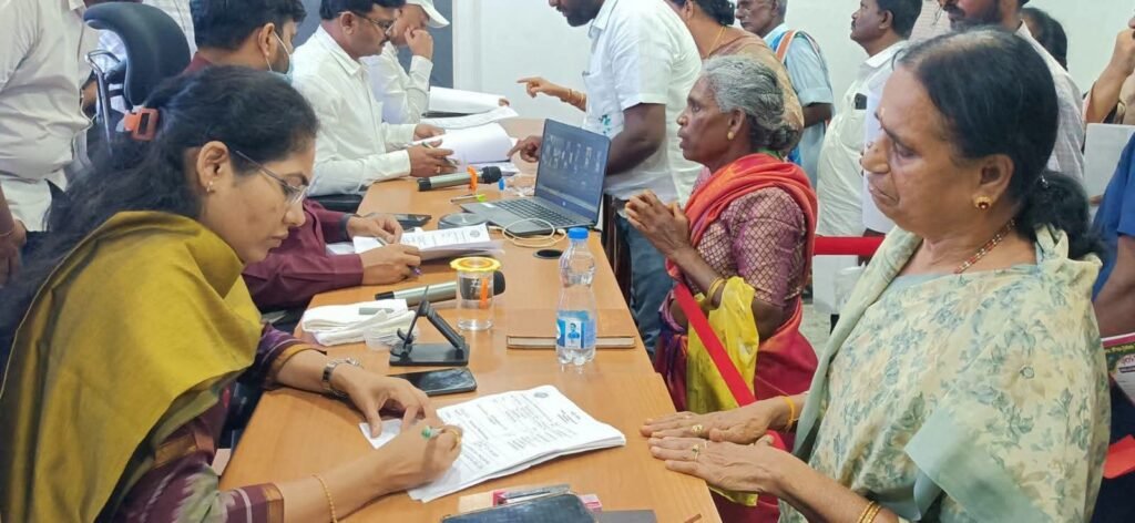 PGRS అర్జీలను నాణ్యతతో పరిష్కరించి ప్రజలకు భరోసా కల్పించాలి: జేసీ