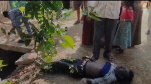 మురుగునీటి కాలువలో మృతదేహం