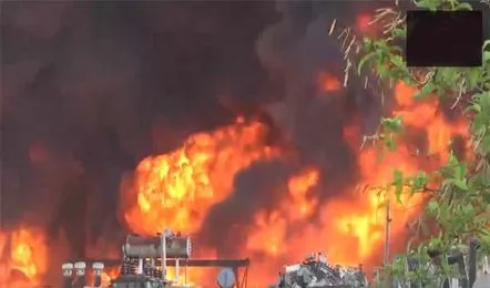 రాయ్‌పూర్‌లో భారీ అగ్నిప్రమాదం..!