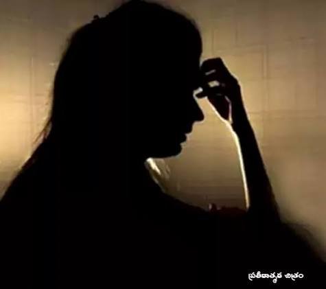 బంజారాహిల్స్‌లో ఓ సినీ నటికి వేధింపులు..!