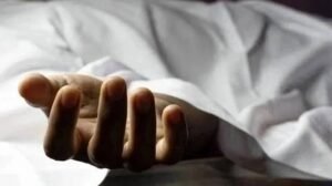 ముగ్గురు కూతుర్లను హత్య చేసి, తండ్రి ఆత్మహత్య