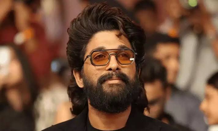 సినీ నటుడు అల్లు అర్జున్‌కు నాంపల్లి కోర్టు సమన్లు..!