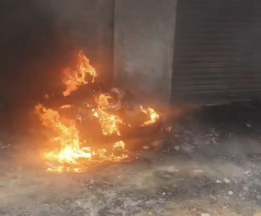 మార్కెట్‌ యార్డులో అగ్నిప్రమాదం