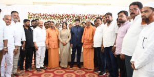 ప్రజల కష్టసుఖాల్లో భాగస్వాములౌతాం