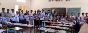 విద్యార్థులచే గర్జన పోస్టర్లు విడుదల