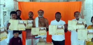 కుంభాభిషేక మహోత్సవాల కరపత్రాల ఆవిష్కరణ