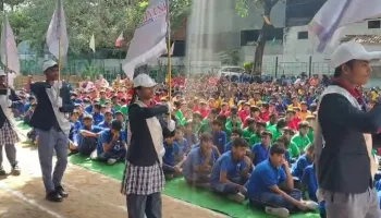 విద్యార్థి తో కల్మా చదవాలని పాఠశాల యాజమాన్యం  ఒత్తిడి