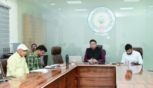 రెవెన్యూ సమస్యలపై ప్రత్యేక దృష్టి: కలెక్టర్