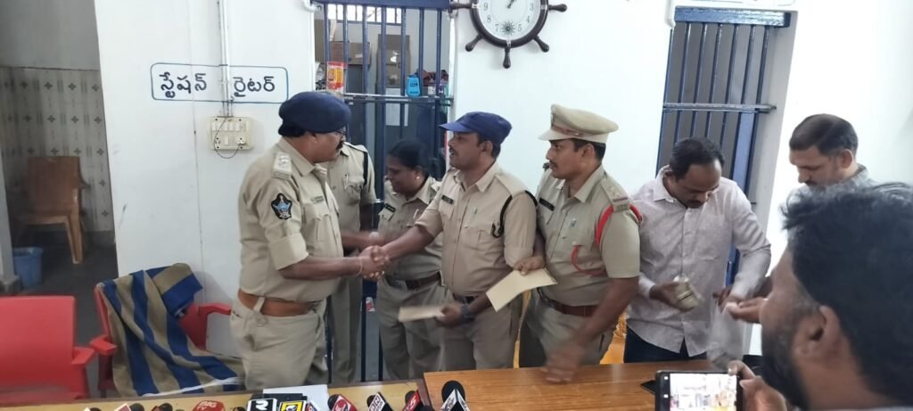 112 కాల్‌తో క్షణాల్లో కదిలిన యంత్రాంగం: