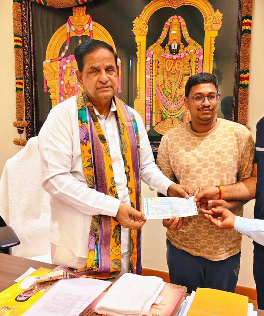 టీటీడీ ఎస్వీ అన్నప్రసాదం ట్రస్ట్ కు రూ 10 లక్షలు విరాళం