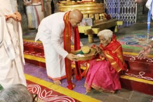 వయస్సు మళ్లినా శ్రీవారిపై అచంచలమైన భక్తి
