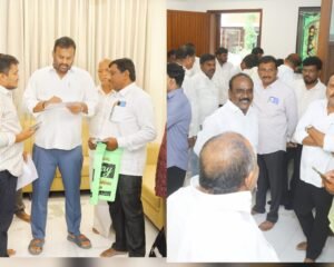 తాడేపల్లిలో మంత్రి మండిపల్లి ప్రజాదర్బార్